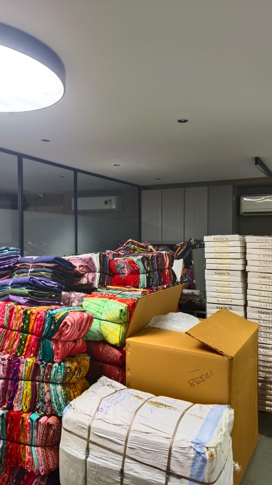 B2B Wholesale Parcel Transport Baling